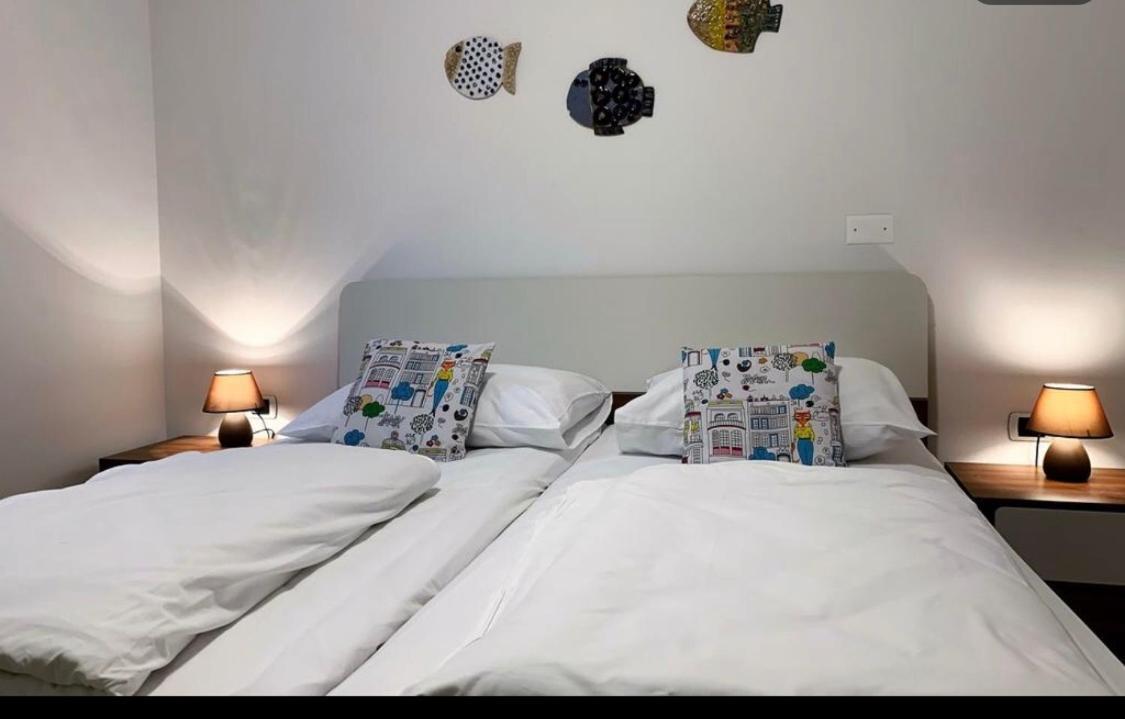 Apartments Artemus Karliva 伊佐拉 外观 照片