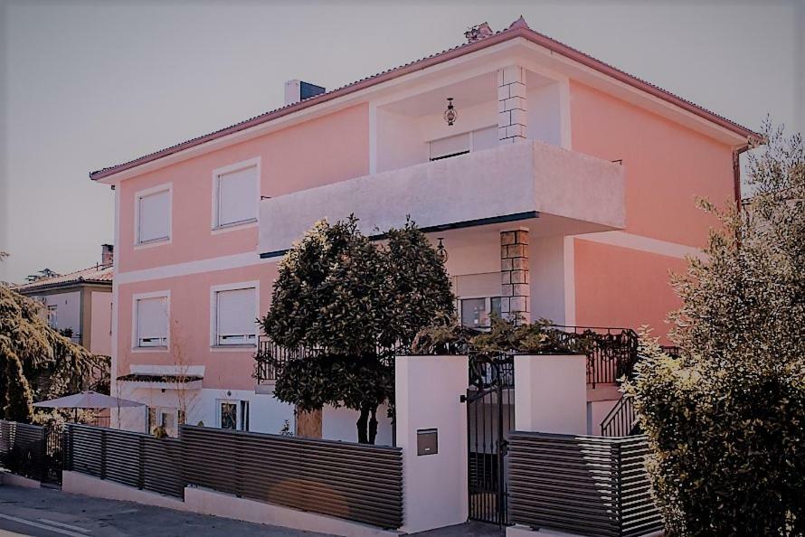 Apartments Artemus Karliva 伊佐拉 外观 照片